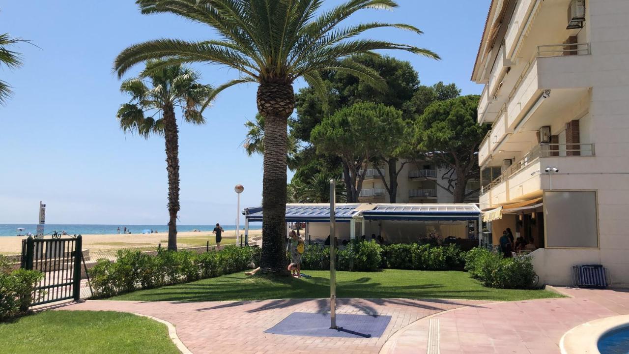 Apartaments Colibri Cambrils Bagian luar foto