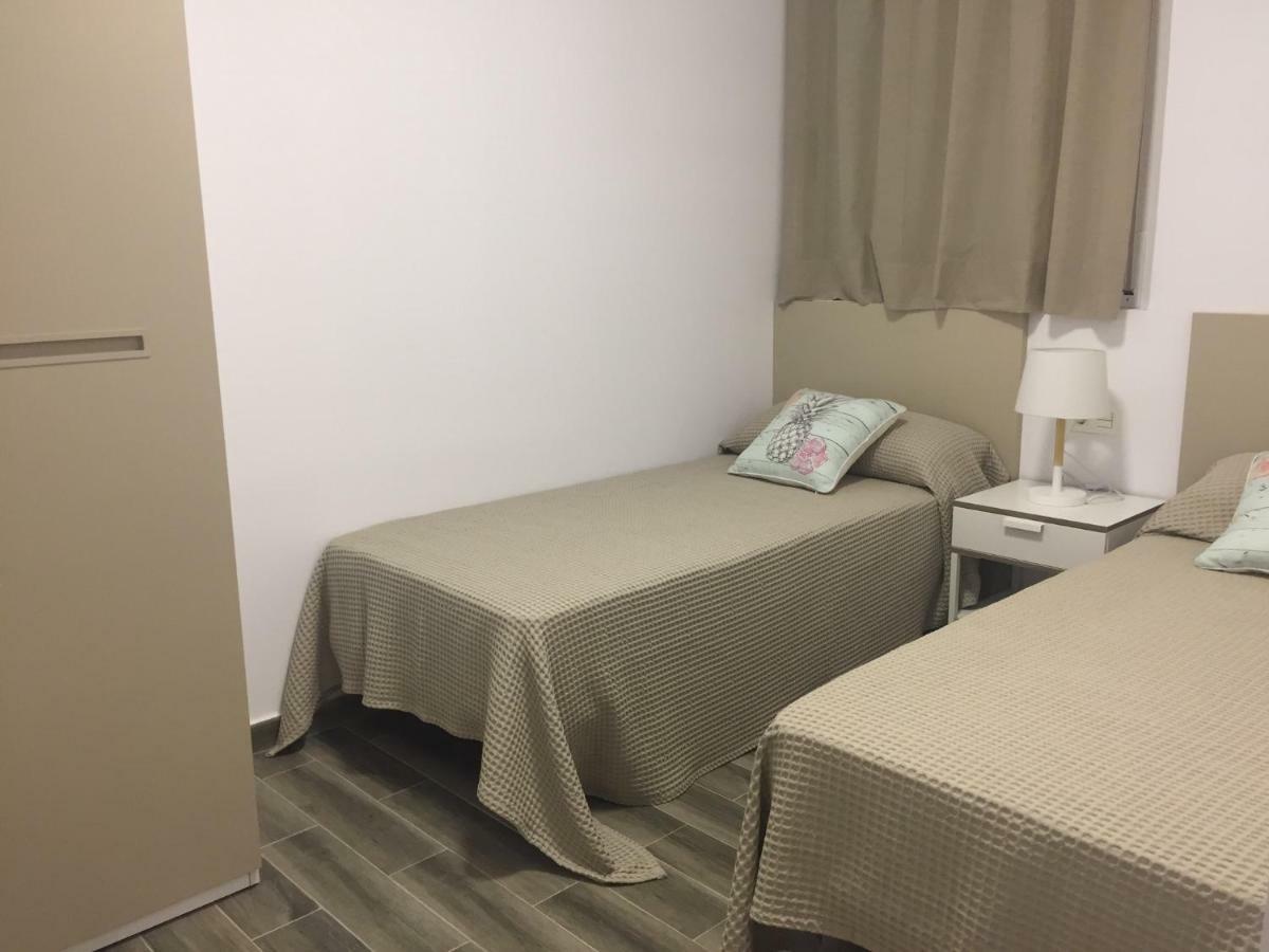 Apartaments Colibri Cambrils Bagian luar foto