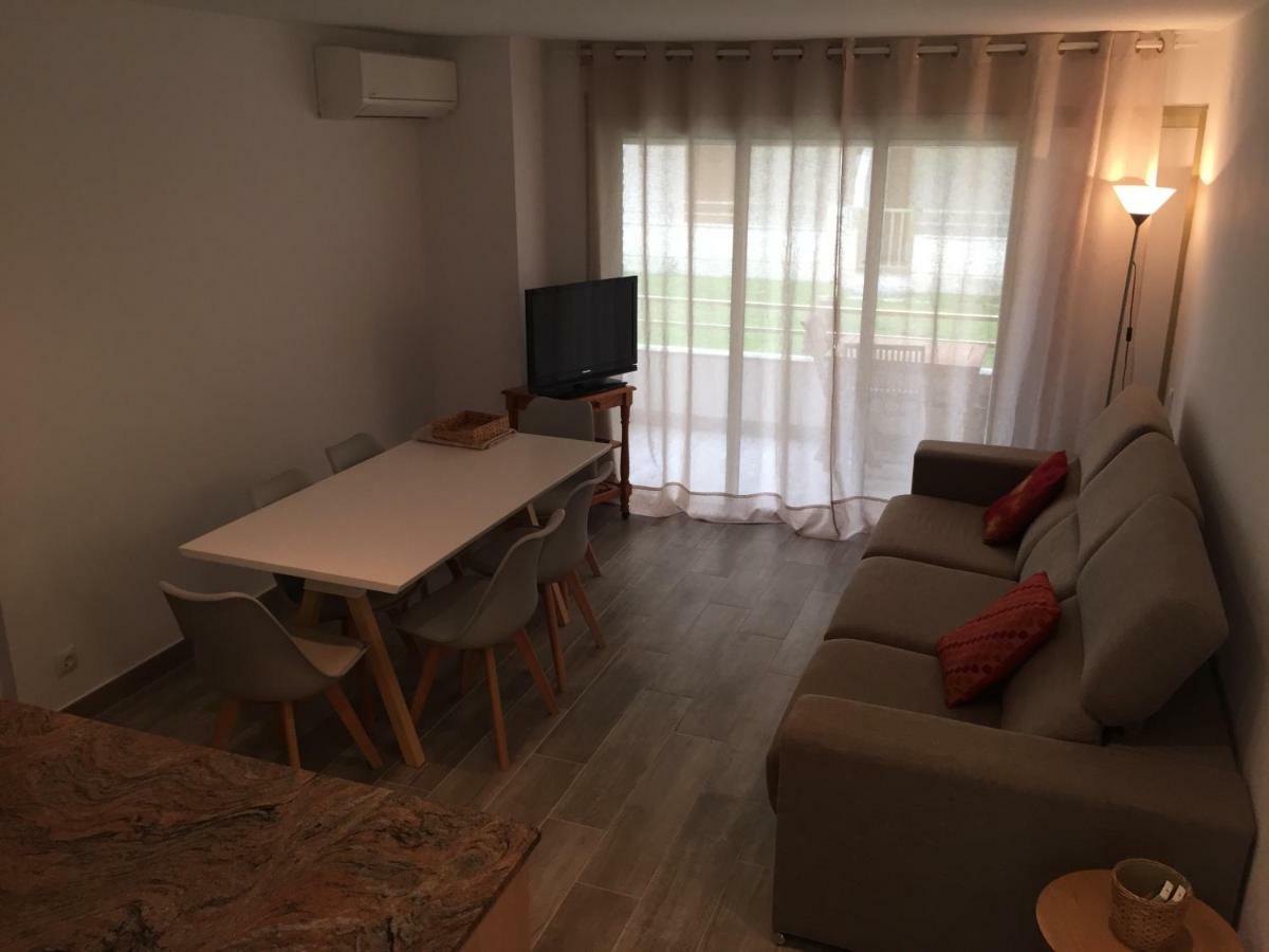 Apartaments Colibri Cambrils Bagian luar foto